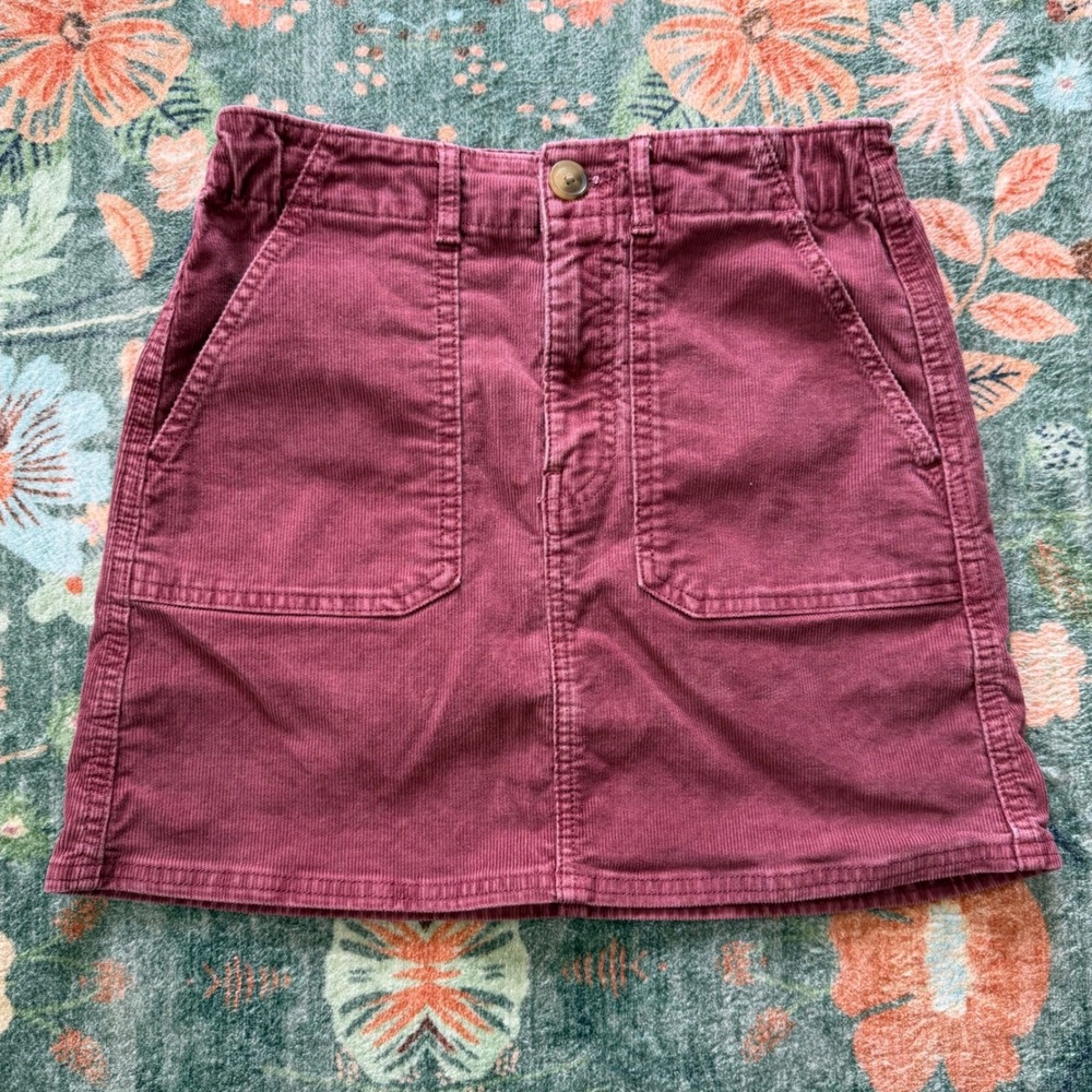 American Eagle Burgundy Corduroy Mini Skirt Super Stretch Size 0 Pocket Mini